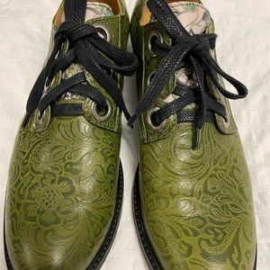 Green John Fluevog lace up shoes